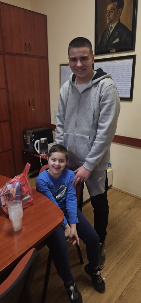 0-04-05-7d0cea17eedc53cf8ad452f2cbcfad984a4ab87381a02148efed4811a94195a4_e272e422fc954c1a